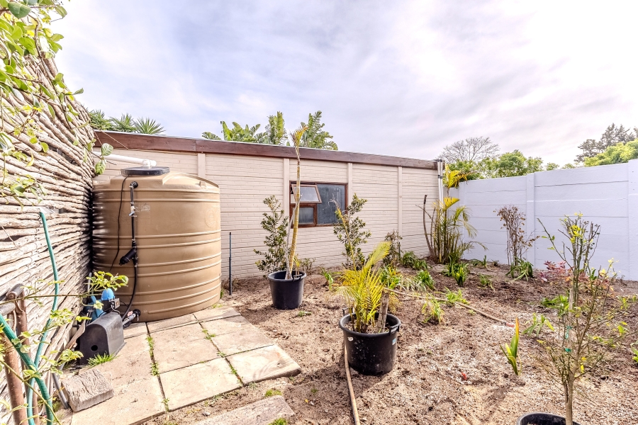 4 Bedroom Property for Sale in Protea Heights Western Cape